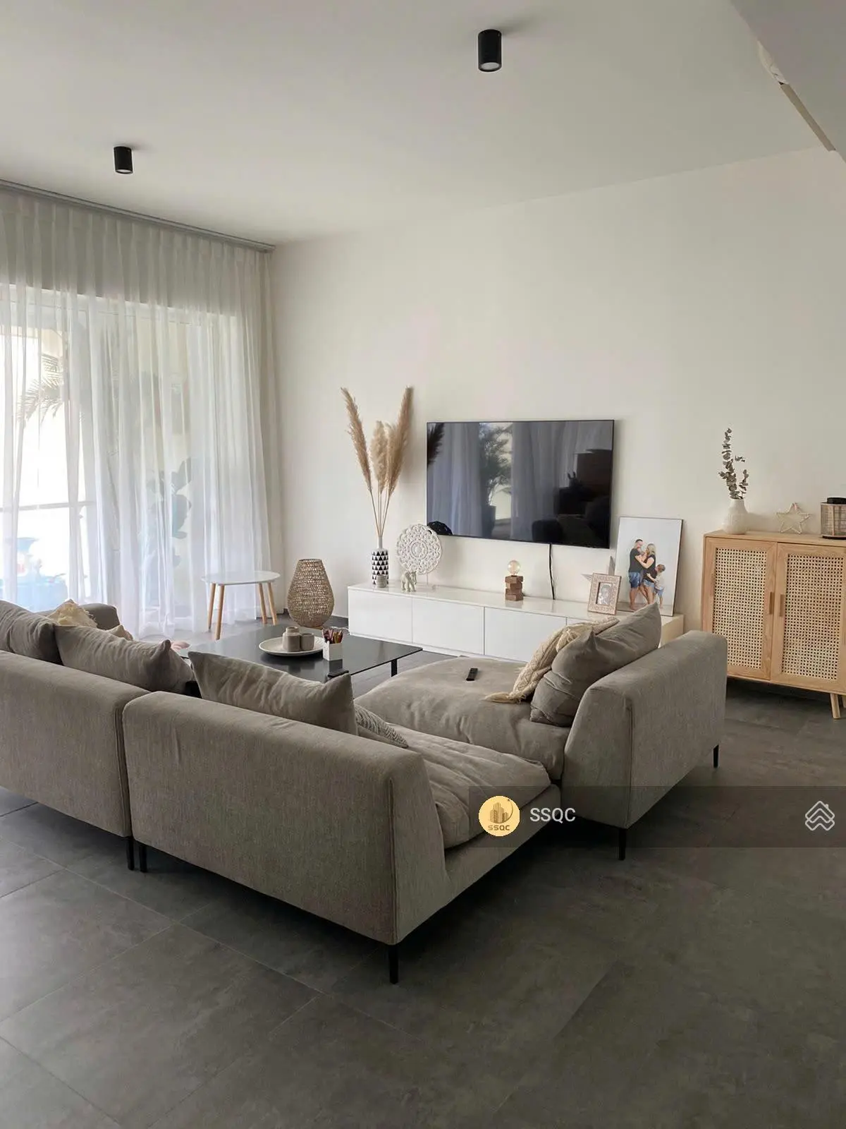 Deal hot - pkd the estella chuyên bán căn hộ 2pn giá rẻ kịch sàn, view mê ly, full nội thất
