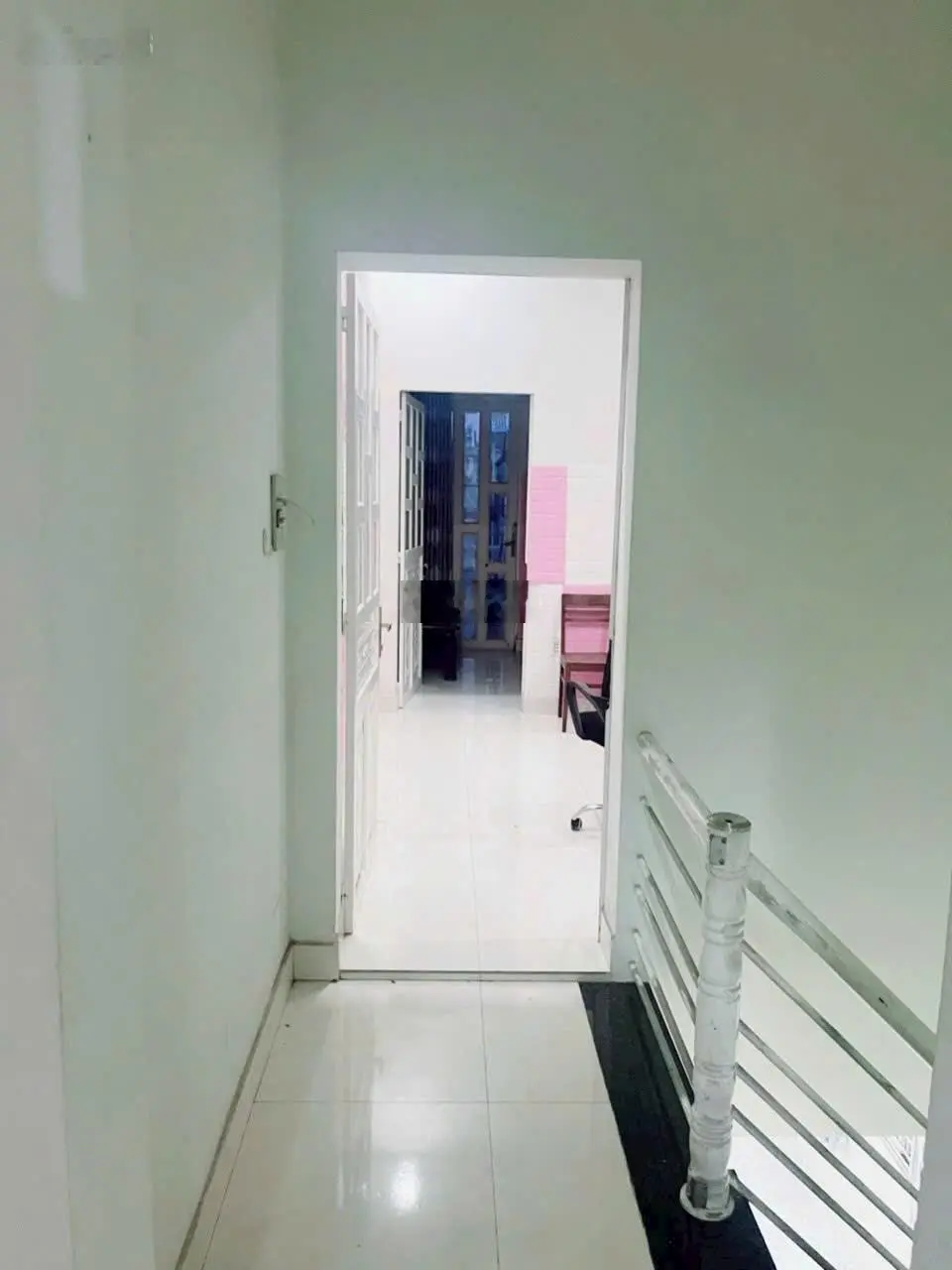 Cần bán nhà trệt 1 lầu Đông Hòa, Dĩ An. Gần chợ, UBND, BigC 1km. Đường rộng. An ninh. DT 71 m2