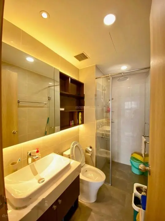 Chính chủ gửi bán nhanh căn 2PN 2WC nội thất cao cấp xịn giá 75m2 giá bán 4tỷ full nội thất cao cấp