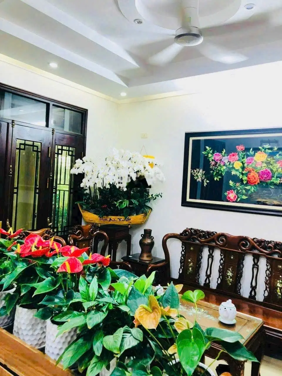 Biệt thự mặt phố 168m nhìn dải cây xanh. Khu BT8 hoàn thiện rất đẹp, cần bán nhanh