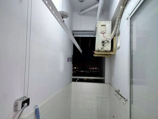 Chính chủ bán căn hộ HQC PLAZA giá 1 tỷ 080tr có 2PN, 2WC vào ở liền