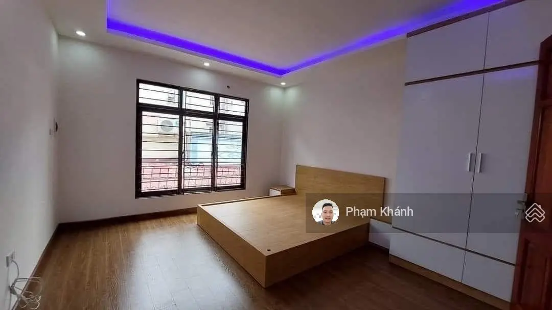 Nhà mới ở ngay giáp khu d geleximco 33m *5t 4,1 tỷ. ô tô đỗ cổng. ngõ thông