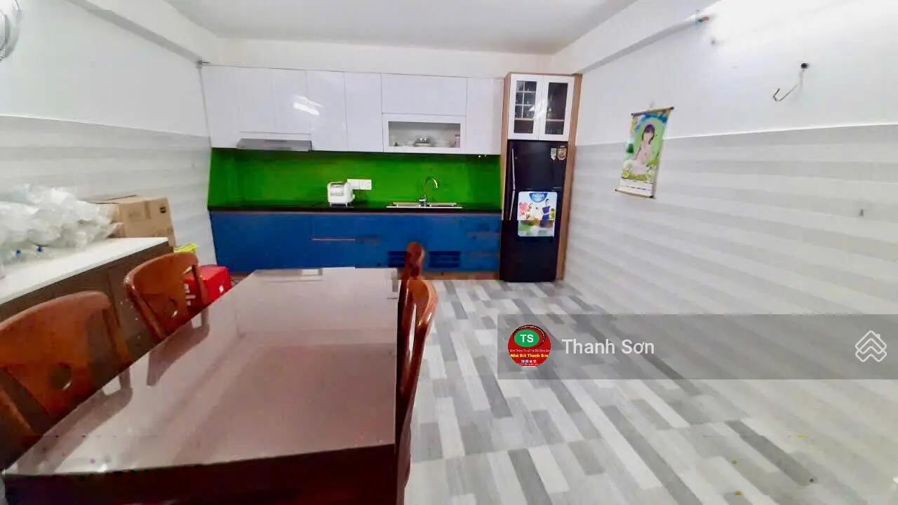 Bán Nhà 2 tầng lầu Dt 109m2 sổ hồng riêng Mt Dương Thị Mười