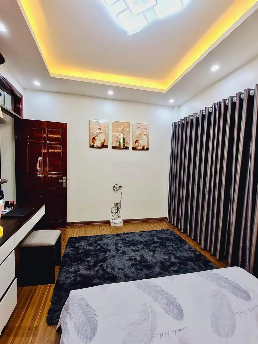 Bán nhà riêng Lại Yên, Hoài Đức 49m2 đơn lập 4 tầng. Sổ lâu dài, nội thất 99%. Ôtô qua cửa