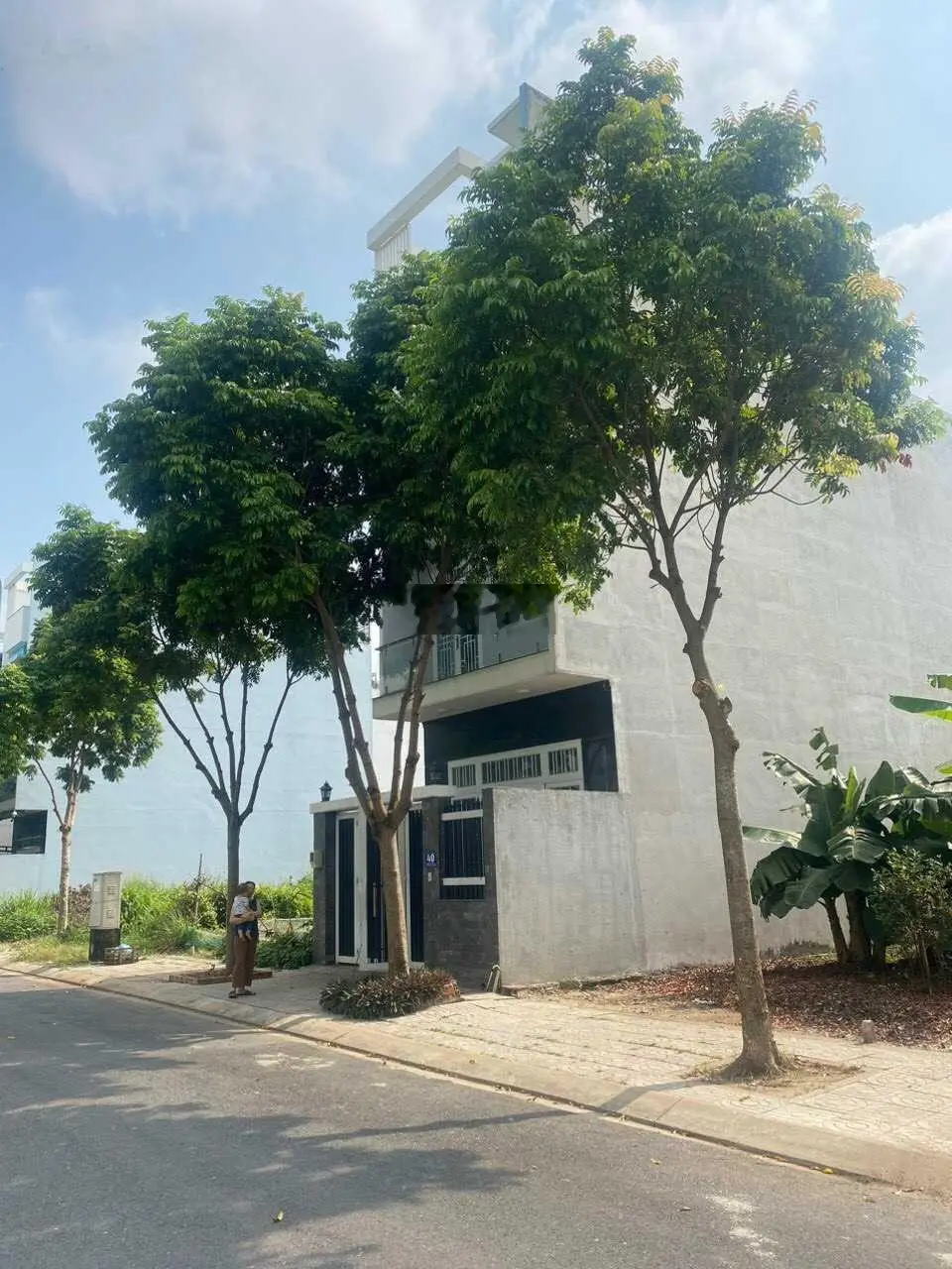 Bán gấp nền đất 4.5x20m (90m2) đường 25m - KDC Nam Long, sát Global City - giá bán 8,6 tỷ