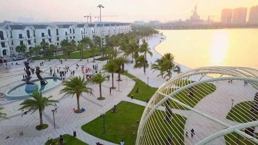Tài chính 20 tỷ có nên đầu tư bất động sản tại Vinhomes Ocean Park 1 2 3 trong năm 2025 hay không?