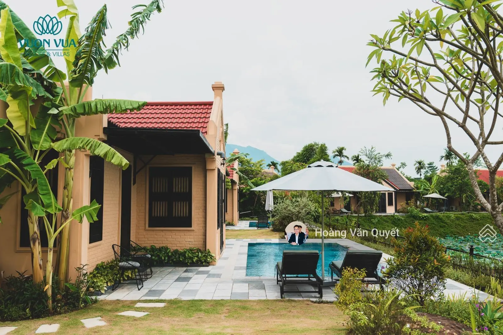 Bán biệt thự 410m2 mặt hồ sen Vườn Vua Resort full đồ sẵn kinh doanh chỉ 18.5tr/m2. LH 0962202555