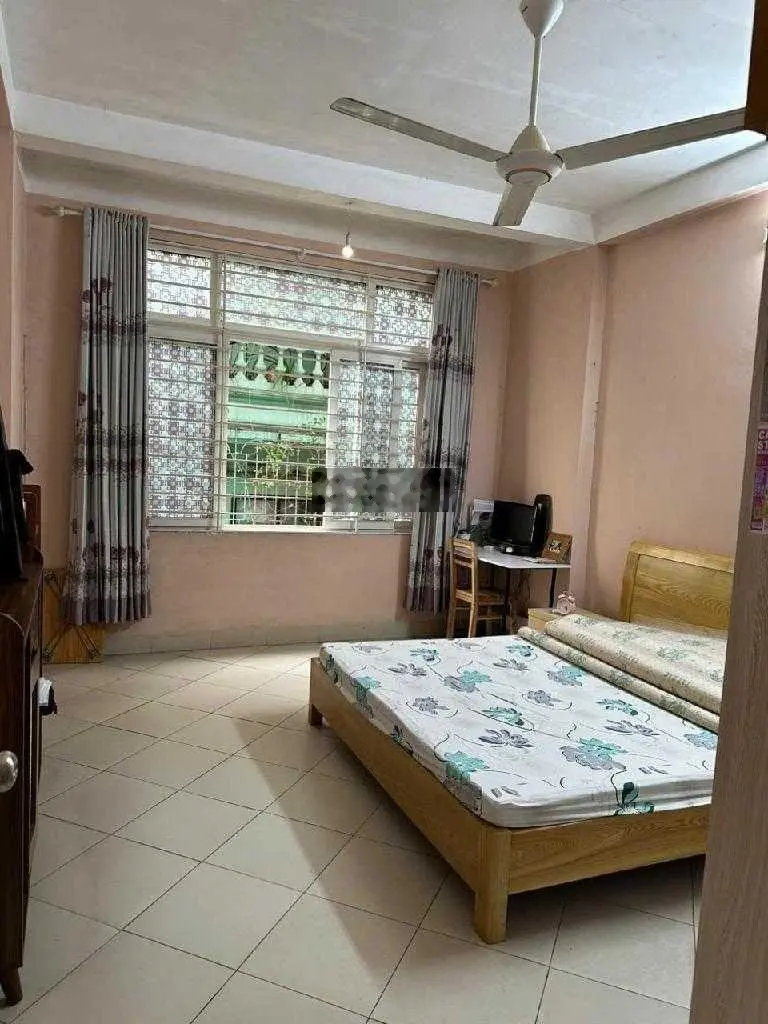 Đầu tư cực tốt, 74m2, 11 tỷ còn bớt tại ngã tư Vạn Phúc, Tố Hữu, sổ đẹp phân lô, kinh doanh, ô tô