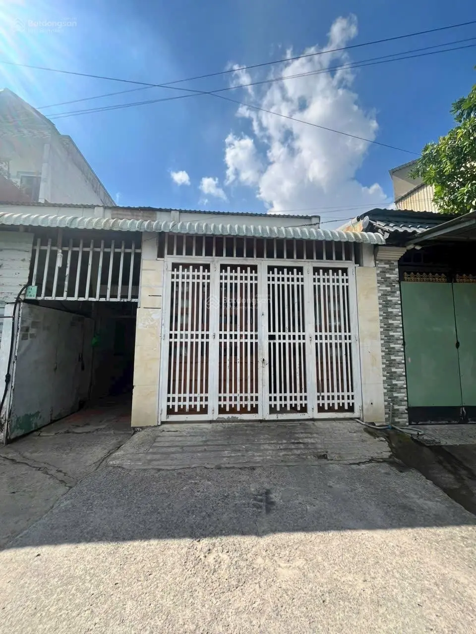 Bán gấp nhà + 2 phongc trọ 106m2 ngay trường Lý Thái Tổ trung tâm Bình Chuẩn Thuận An BD