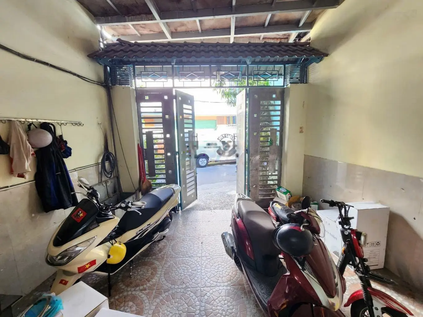 Mặt tiền đặng minh trứ-gần âu cơ-nhà 5 tầng 135m2-giá 19.5 tỷ