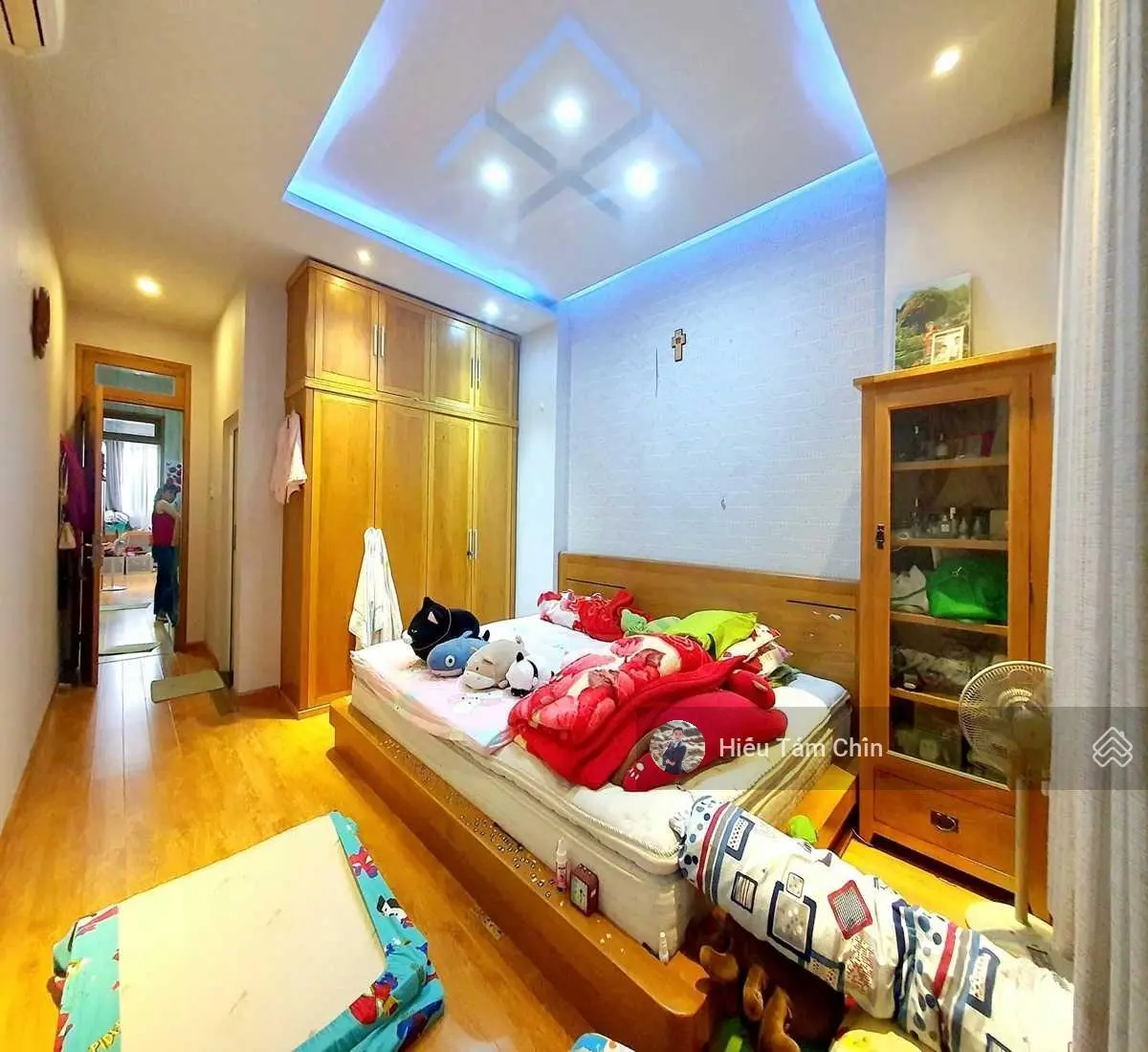 Nhà rất rộng đẹp, 3 Tầng + mái BTCT, xe hơi đỗ cửa, chính chủ lâu đời