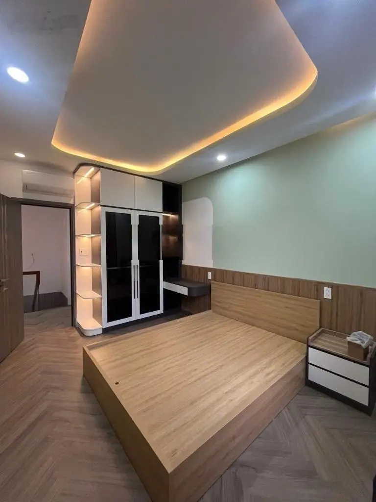 Nhà ngang 6m, hẻm thông thoáng nguyễn thượng hiền, phú nhuận. nội thất xịn