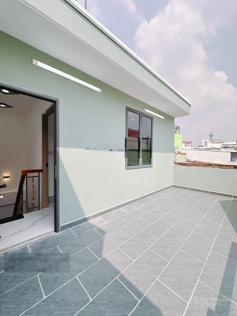 Nhà đẹp vuông như tờ A4 giá 4 tỷ 9