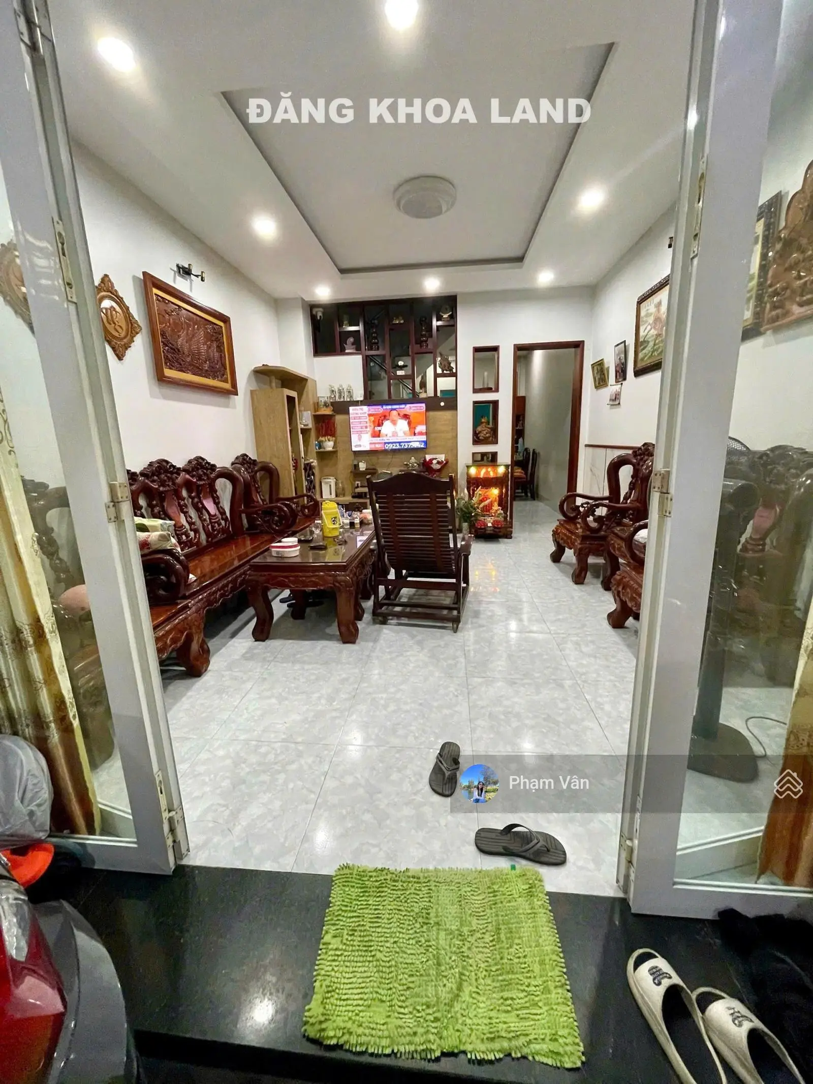 Nhà đẹp 3 Tầng Tk hiện đại, có gara ô tô, sát mặt tiền gần Chung cư Sunview phường Tam Phú. 85m2