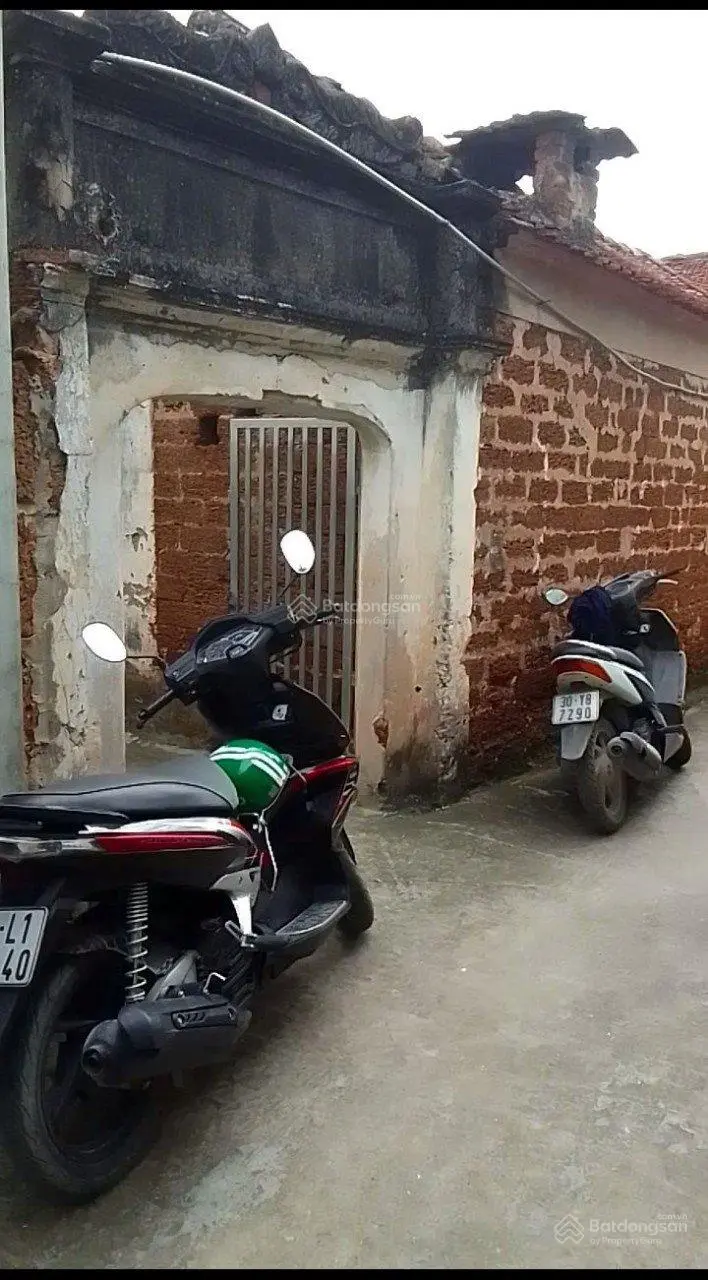 Chính chủ bán lô đất có sẵn nhà cấp 4 tại thôn Vĩnh Phúc, huyện Quốc Oai, Hà Nội