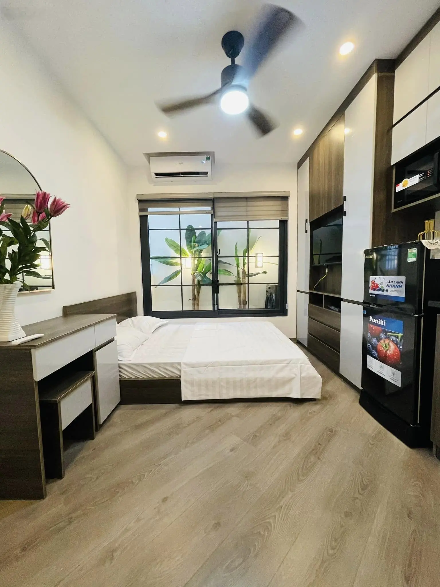 Chính chủ bán tòa CHDV Vũ Tông Phan, Khương Trung. Ngõ ô tô, 7 tầng dòng tiền 80tr/tháng