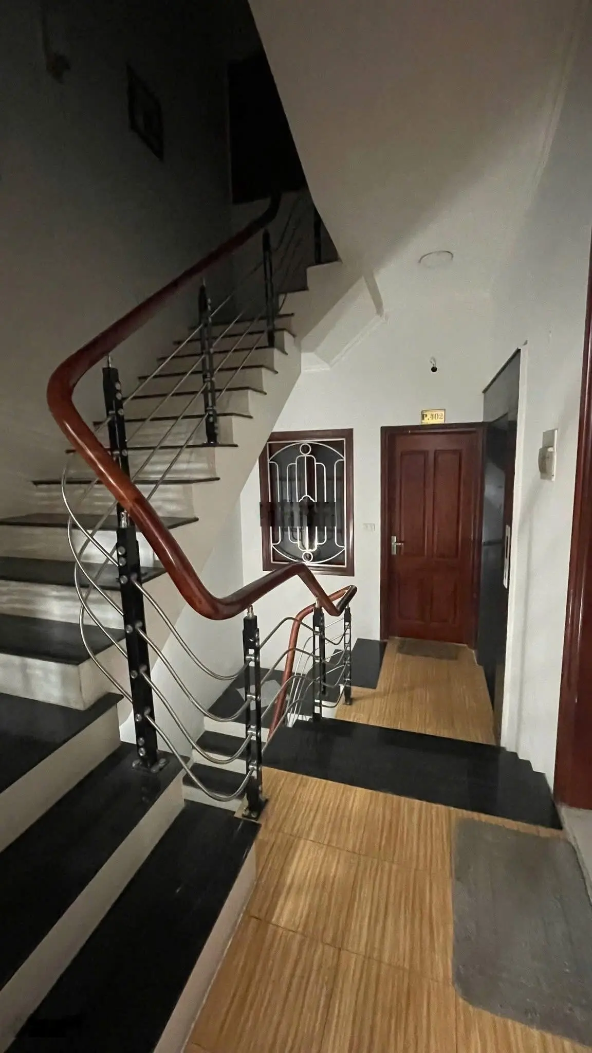 21 tỷ Nhỉnh có nhà đẹp tại phố Giang Văn Minh - 7 tầng * 59m2 - Gara ôtô, thang máy, KD, VP