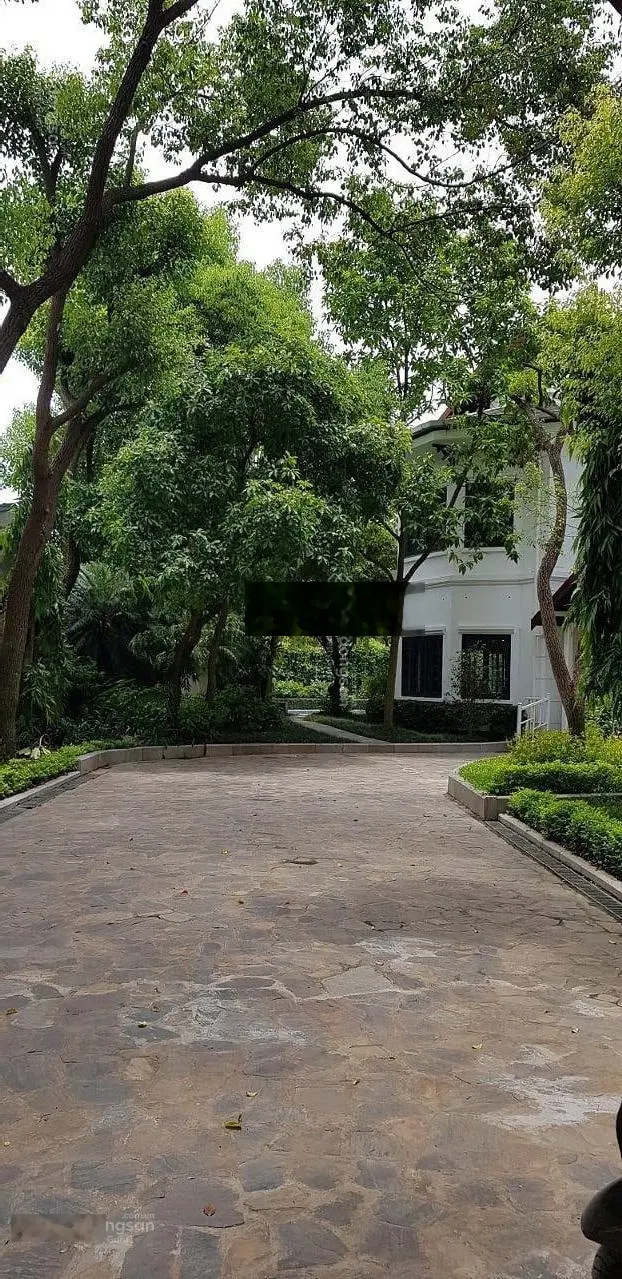 Bán căn biệt thự nhà vườn. 1400m2 full thổ cư