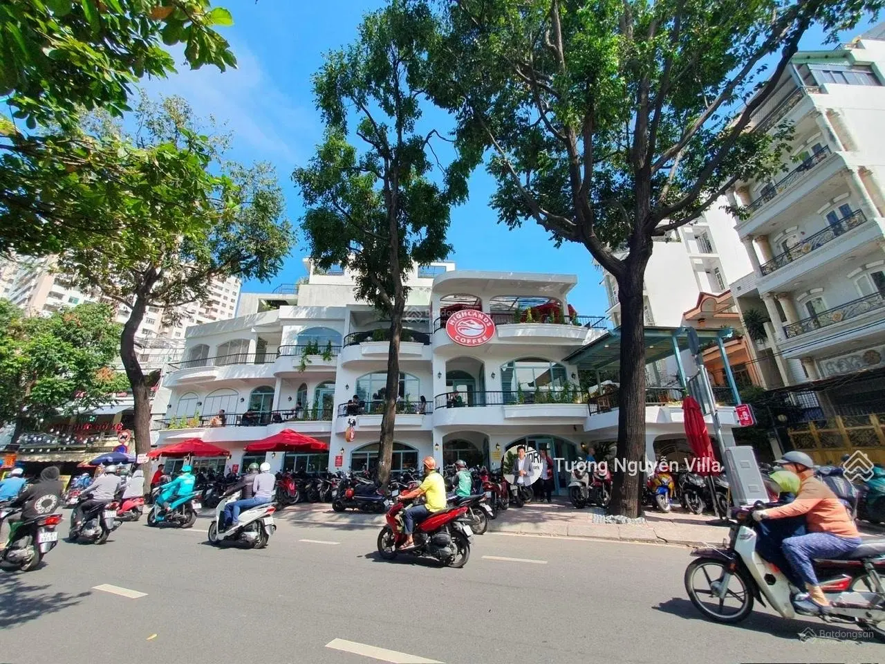 Bán Biệt Thự có 3 mặt tiền View sông 964 Trường Sa, Phường 13, Quận 3|Tường Villa 0934 161816