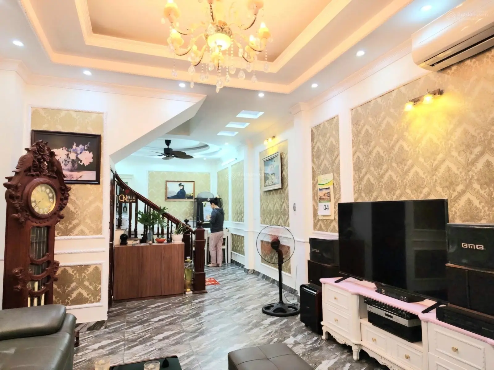 Bán nhà Ngọc Thụy, Khai Sơn, Long Biên, 40m2, 4 tầng, giá 6.4 tỷ, nhà đẹp, an sinh tuyệt vời