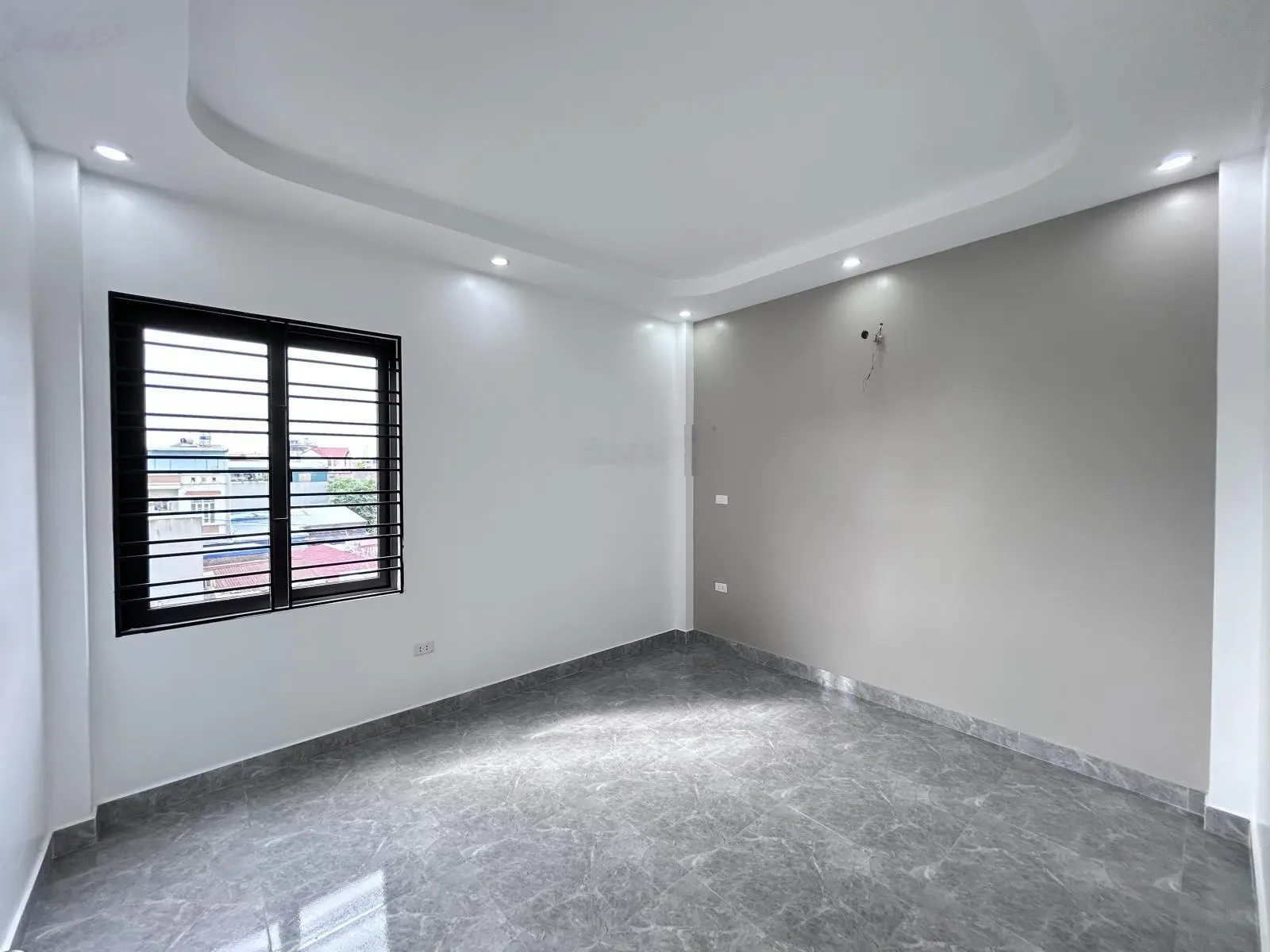 Nhà khu vực Phủ Thượng Đoạn, xây mới độc lập, sân cổng riêng.