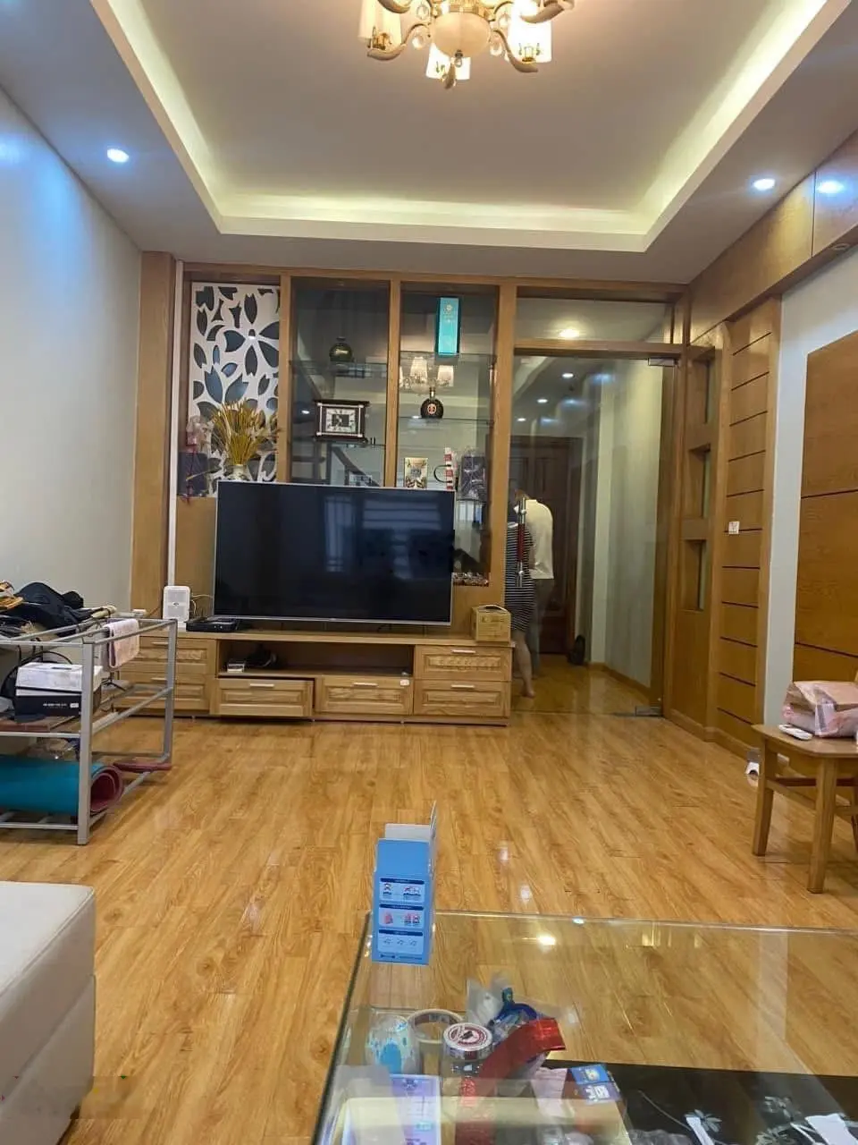 Siêu víp - trung kính 57 m x 5 tầng mặt ngõ ô tô thông thoáng 4 ngủ sổ đỏ đẹp- có gpxd- gara ô tô.