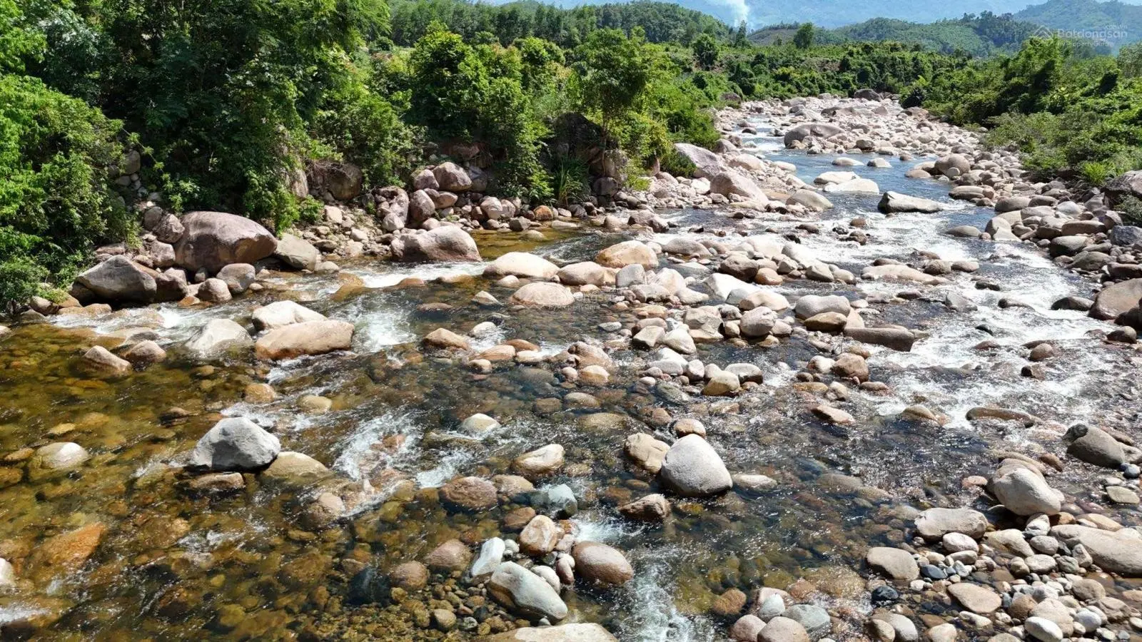 Bán đất giáp sông rất đẹp xã Sơn Thái, Khánh Vĩnh làm nhà vườn, homestay rộng 27.000m2