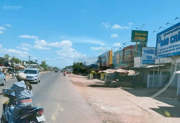 Tôi có lô 90m2 ngay trung tâm sát chợ, sổ riêng chỉ 880tr, sát Becamex