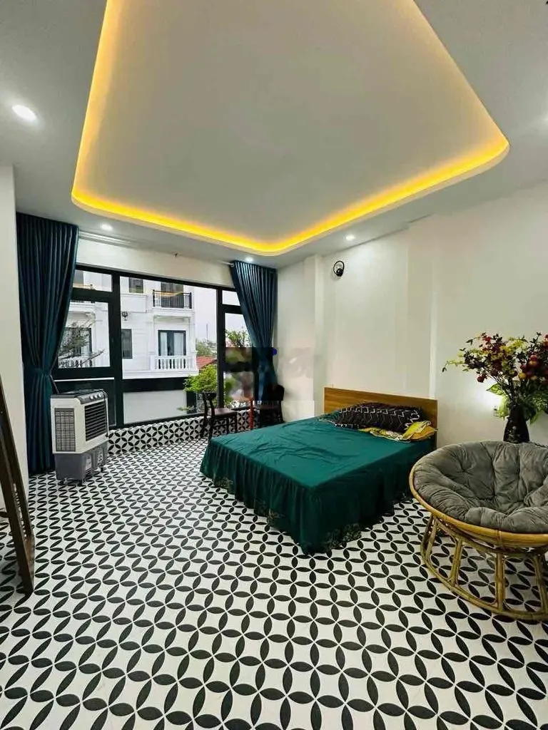 BÁN NHÀ 3 LẦU TẶNG FULL NỘI THẤT SAT BÊN AEON