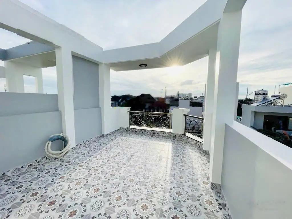 Bán nhà mặt tiền đường xe hơi khu biệt thự KDC Bông Sao, 6 tầng - lô góc - ngang 5, ko lộ giới, Q8