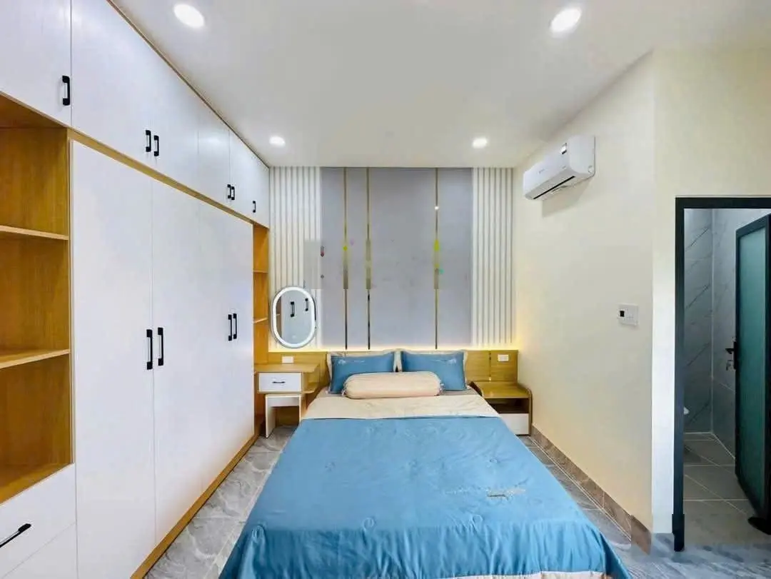 Nhà phố 4m x 14m. Xây 1 lửng 3 lầu Full nội thất 1/ Hẻm 9m thông Trần Thị Hè ( HT42)