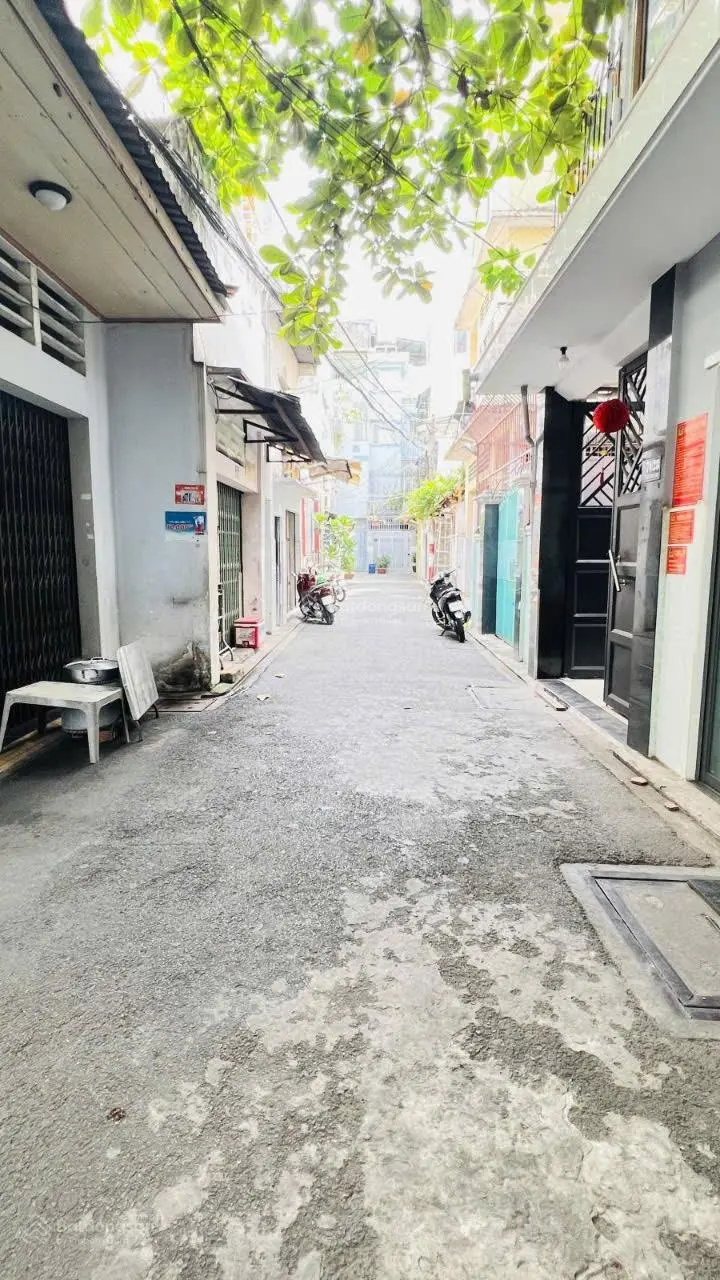 Mặt tiền trước sau Cộng Hòa Tân Bình 168m2 ngang gần 5m chỉ 3X tỷ.