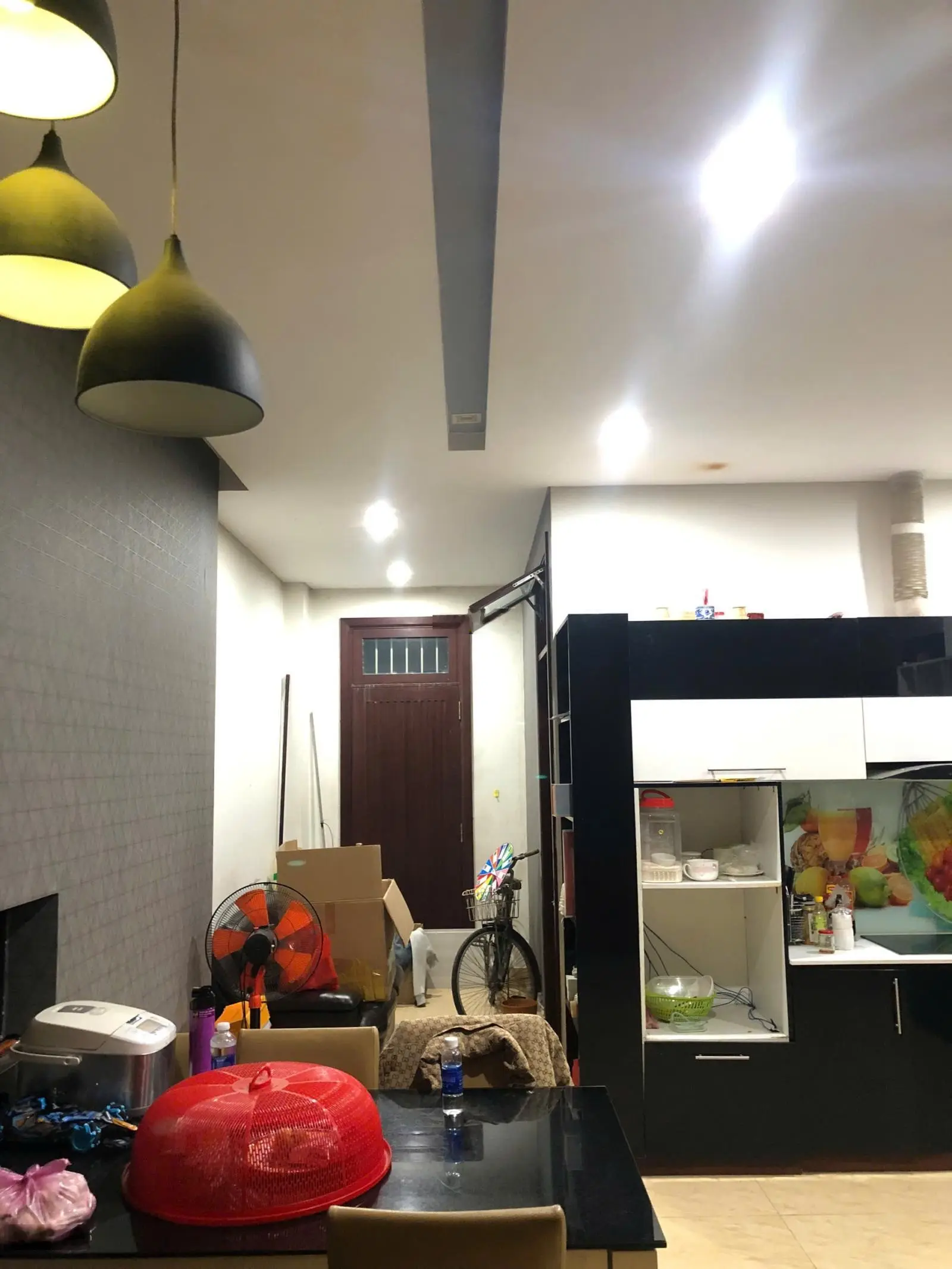 Bán nhà 4 tầng mặt tiền Nguyễn Hữu Thọ
