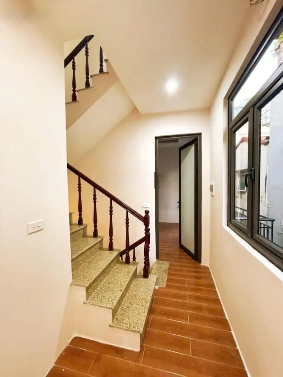Phân lô quân đội ở sướng! Bán nhà ngõ 237 Hoàng Văn Thái 44m2 4 tầng chỉ 7.96 tỷ có thương lượng