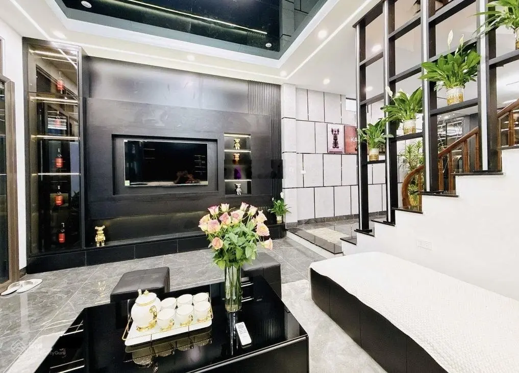 Bán nhà tại Minh Khai, Hai Bà Trưng, Hà Nội, 60m2 5 tầng 6PN, 5WC, giá nhỉnh 11 Tỷ