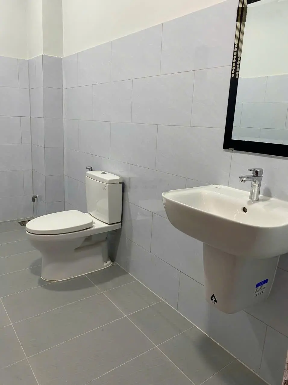 Nhà ngon rẻ biệt thự Tô Hiến Thành, P12 Q10. 6m x 25m. Hầm 4 tầng. Giá 36 tỷ giảm còn 29 tỷ