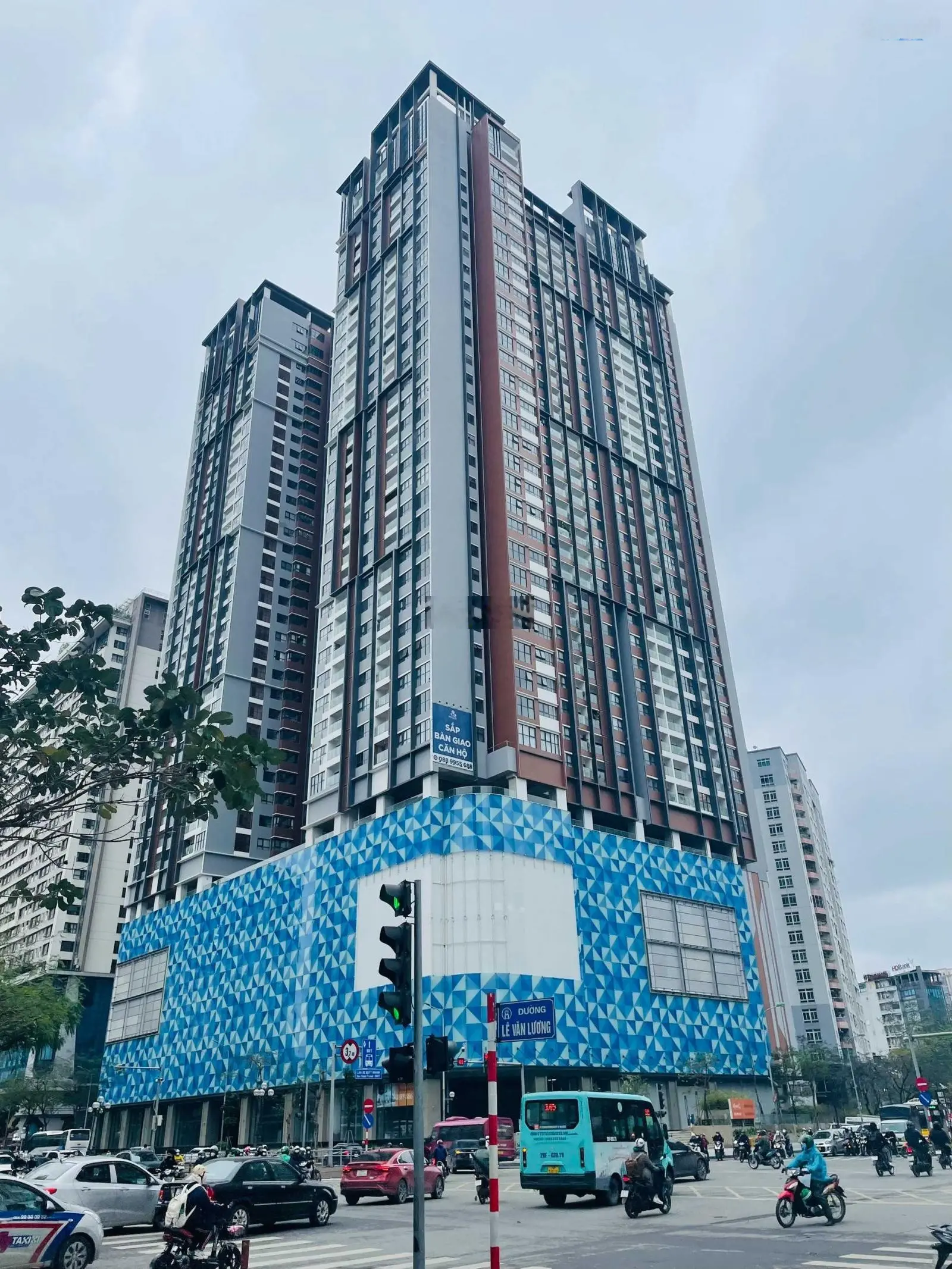 Bán căn hộ 150m2 mới bàn giao đầu năm, đang làm sổ tại BRG Lê Văn Lương nhỉnh 13 tỷ