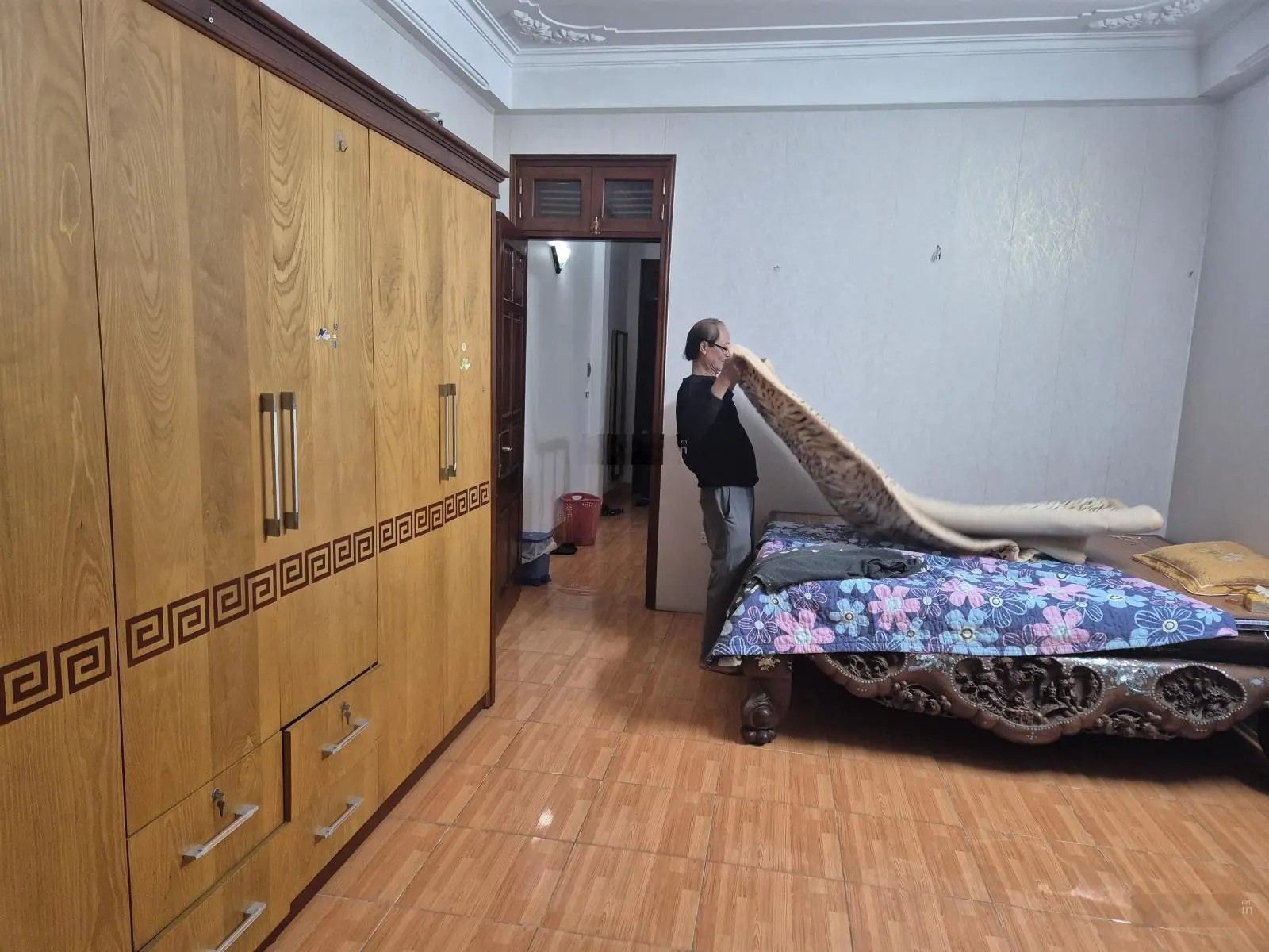 Chính chủ cần bán nhà phân lô ngay KĐT Him Lam Vạn Phúc DT 54m2, MT 5m 4t giá 16.xtỷ. Lh 0912002552