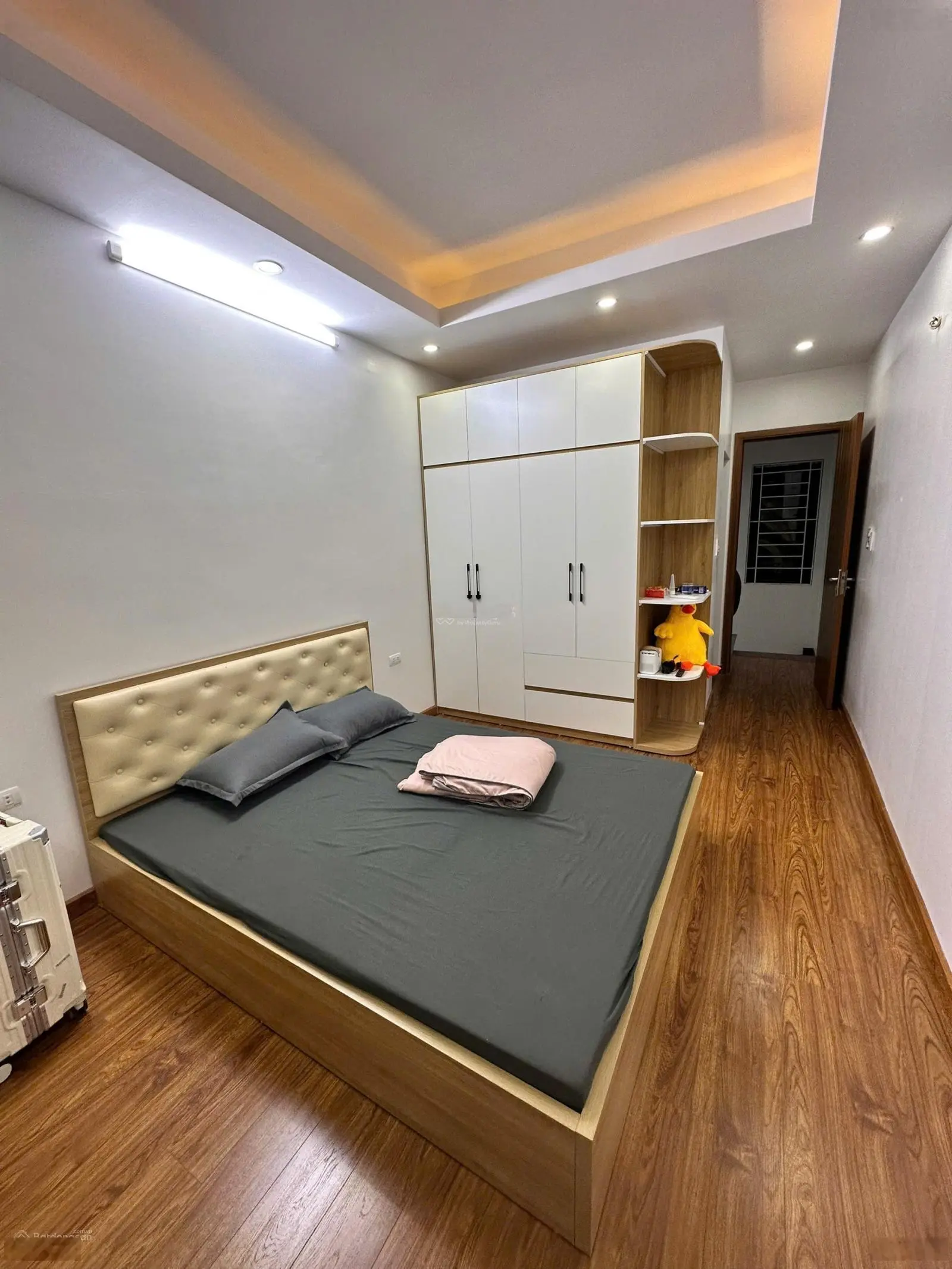 Nhà đẹp - giá rẻ - trung tâm quận - ngõ nông - sạch đẹp - an ninh LH 0966 341 ***