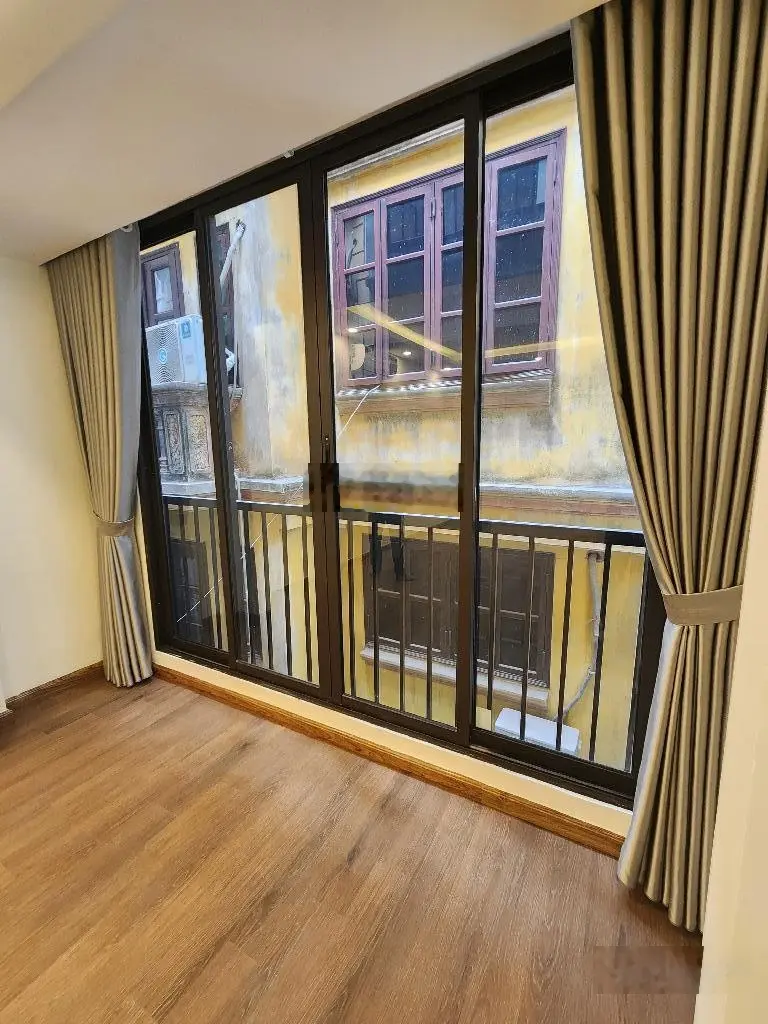 Bán nhà , 44m2, 5 tầng thang máy, giá 8,2 tỷ, Hồng Mai, Hai Bà Trưng, Hà Nội