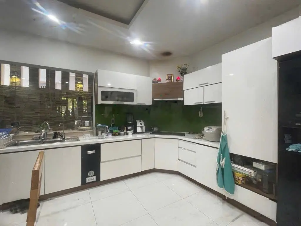 Nhà hoàng đức lương - 100m2 - 4 tầng - gần biển - nhà kiên cố gần vincom - 12.7 tỷ