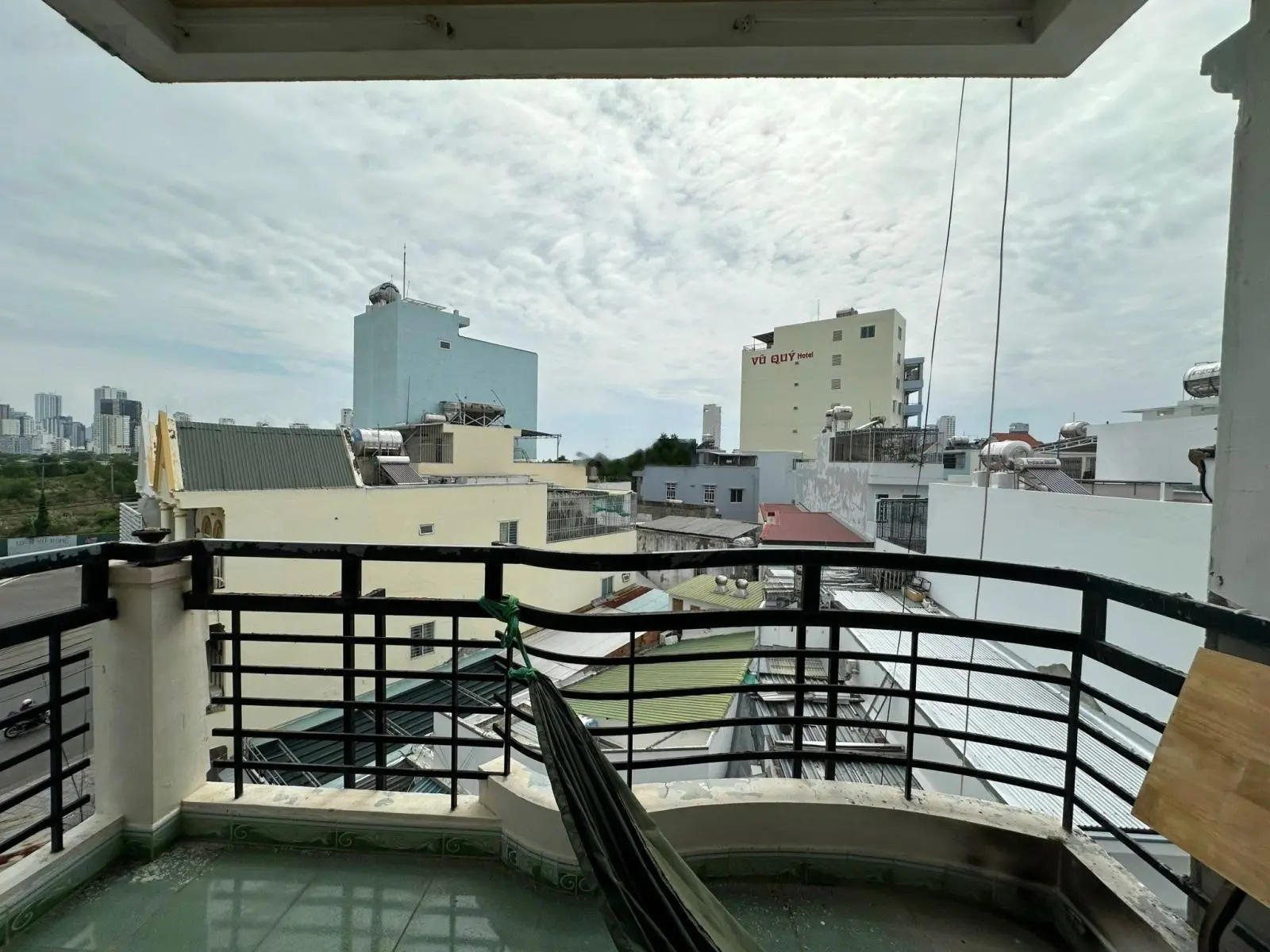 Nhà 4 tầng tại phường Phước Long Nha Trang, cách bãi tắm biển chỉ 600m