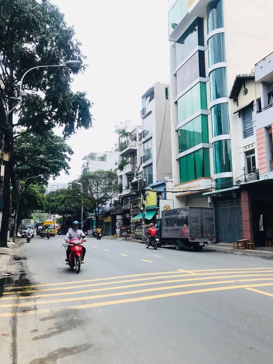 Bán nhà mặt tiền đường Hồng Bàng, Quận 5. Ngay BV đại học Y Dược (4 x 27m)