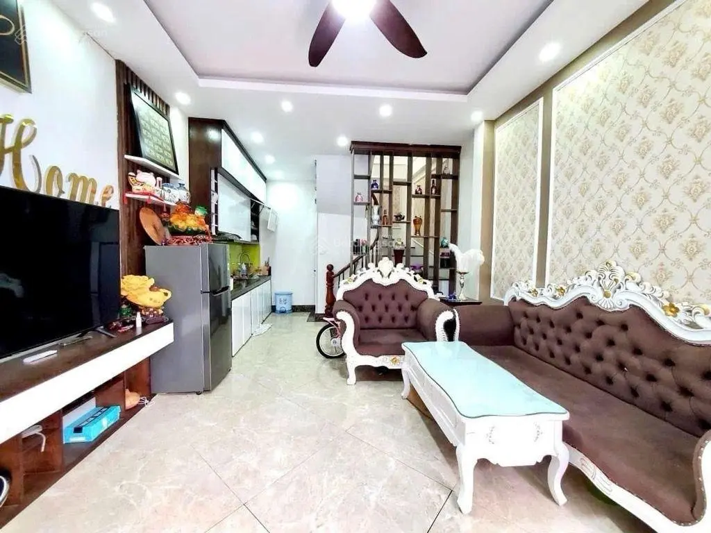 Nhà đẹp phố tây sơn - 3thoáng - 5tầng - gần ôtô - nhỉnh 8 tỷ