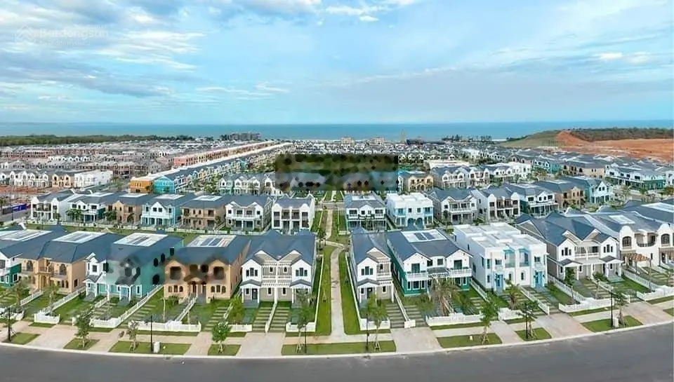 Biệt thự Novaworld Phan Thiết hướng Đông Nam gần hồ bơi Giá: 4.4 tỷ Bao thuế phí LH: 0966765282