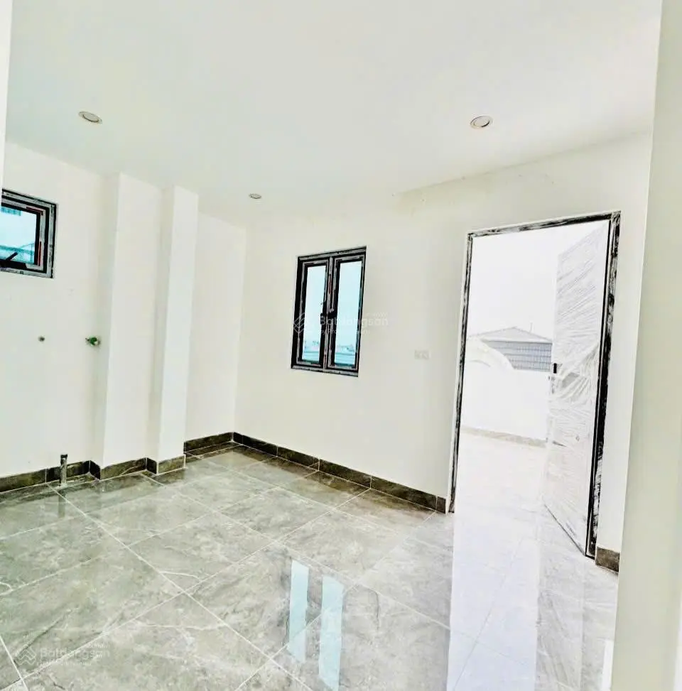 Bán nhà Yên Nghĩa 32m2x5t. Lô góc cực đẹp. Ô tô đỗ ngày đêm. Full nội thất xịn. Giá chỉ nhỉnh 3 tỷ