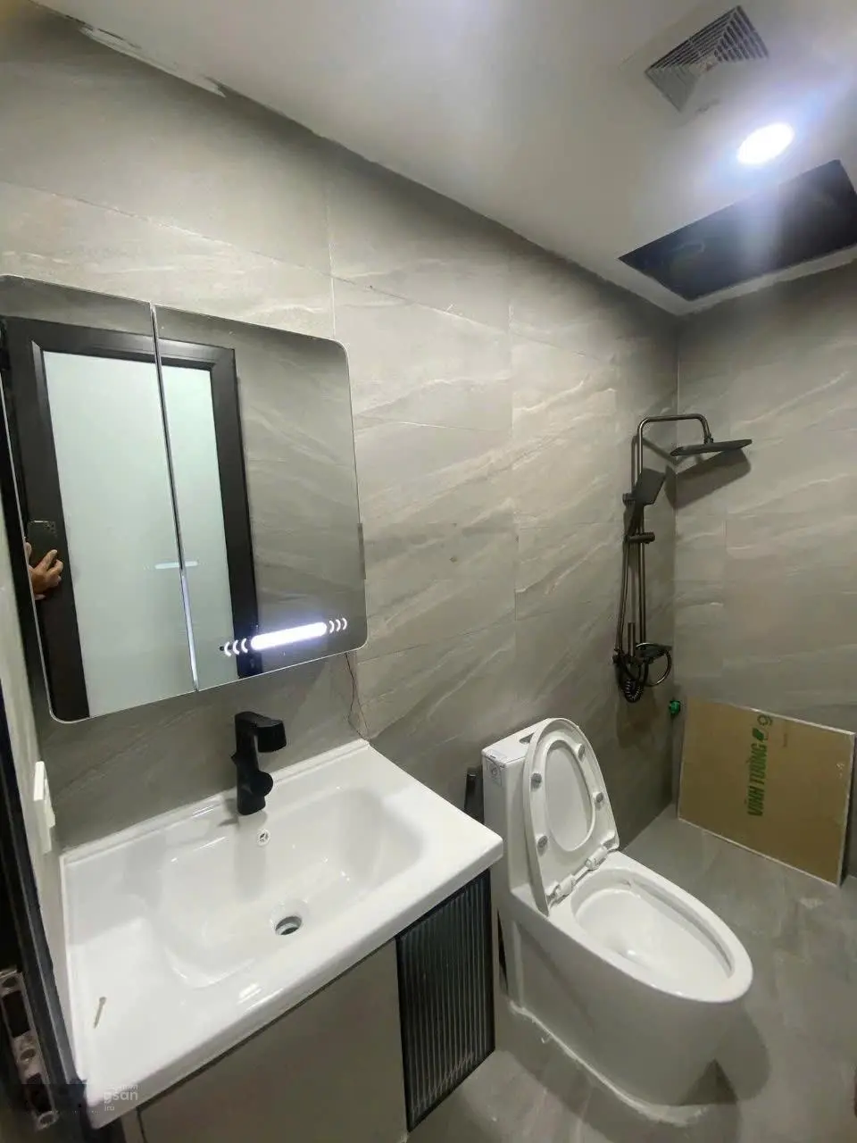 Siêu phẩm Quang Trung, Hà Đông Dt 45m2 x 5T, mt 4.1m thang máy, ô tô vào nhà, full nội thất