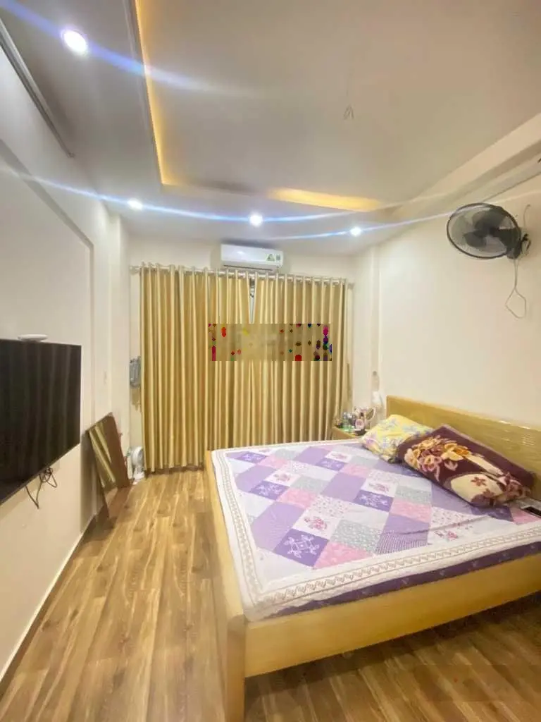 Bán nhà Đền Lừ - Hoàng Mai - ô tô đỗ cửa - kinh doanh - văn phòng sổ riêng 44m2 5 tầng giá 7,6 tỷ