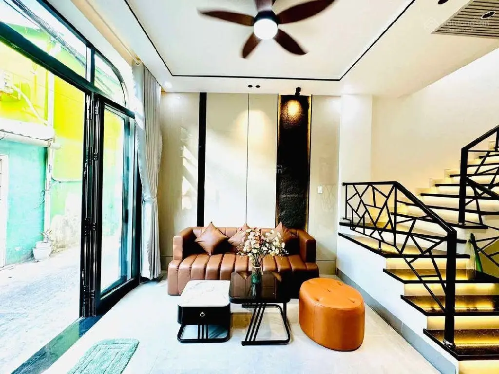 Siêu phẩm nhà 2 tầng - trung tâm hải châu -nhà đẹp full nội thất cao cấp chỉ 3 tỷ x