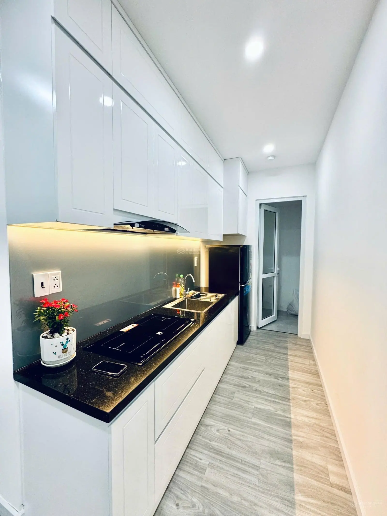 Chính chủ cần bán căn hộ biển 2318 tòa OC3 Ban công siêu mát
